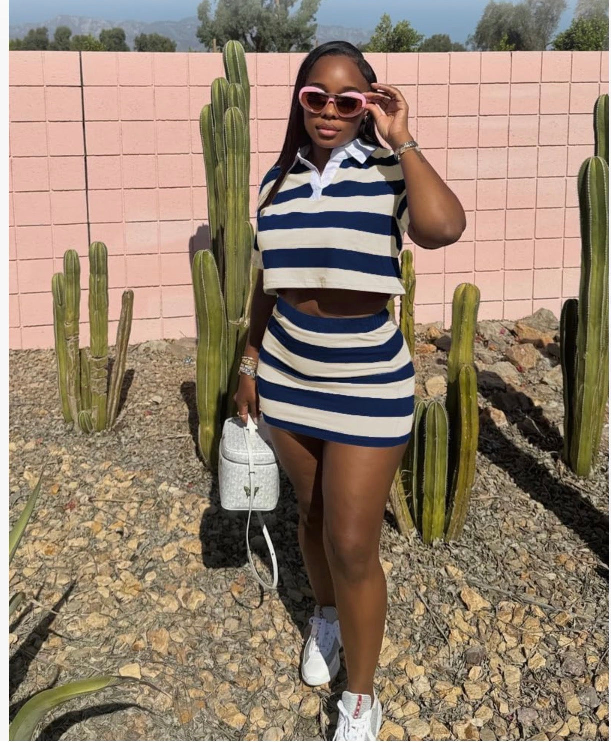 Schoolgirl 📕
